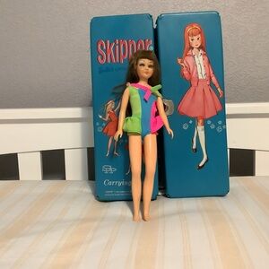 Vintage Barbie skipper TNT
bend leg bundle